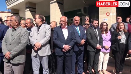 Çankırı Belediye Başkanı İsmail Hakkı Esen mazbatasını aldı