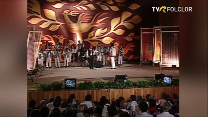 Benone Sinulescu - Prin padure pe carare (Tezaur folcloric - arhiva TVR)