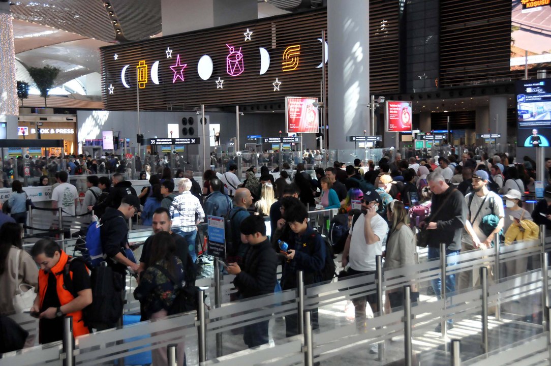 İstanbul Havalimanı'nda bayram tatili yoğunluğu