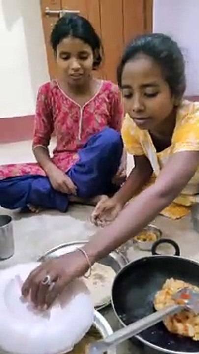गांव की लड़कियों को दाअ मांडी ही पसंद आता है  | सुबह का नास्ता मांड भात | village girl morning vlog