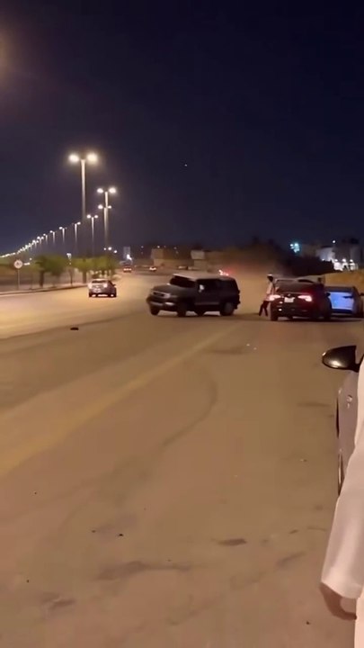 FJ drifting fails
