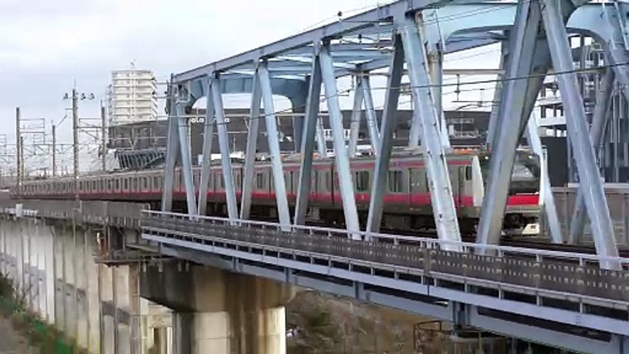 海老川大橋(南船橋～二俣新町)から撮影した京葉線