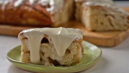 How to Make Cinnamon Roll Focaccia