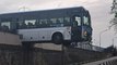 Meaux : ce bus Transdev se retrouve suspendu dans le vide, la conductrice mise à pied