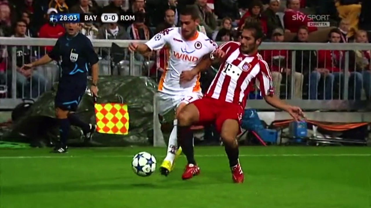 Bayern München vs. AS Roma 2010-2011  Match Complet