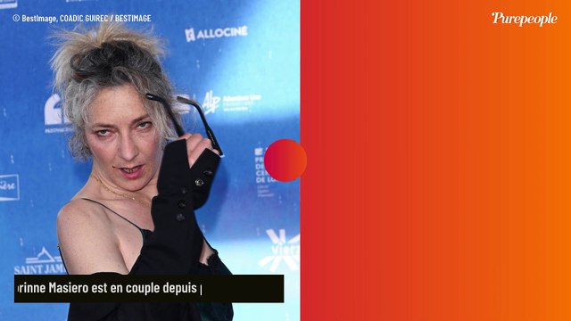 Corinne Masiero en couple depuis plus de 20 ans avec Nicolas Grard, dragué de façon très directe : elle raconte