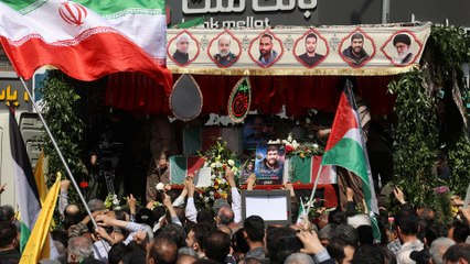 تشييع العسكريين الذين قتلوا في الهجوم على القنصلية الإيرانية بدمشق
