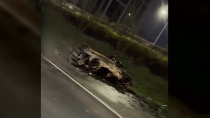올림픽대로 차량 2대 추돌...40대 추정 남성 2명 숨져 / YTN