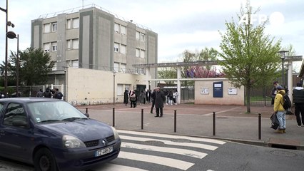 Conmoción en Francia por muerte de un adolescente tras brutal paliza a la salida de clase
