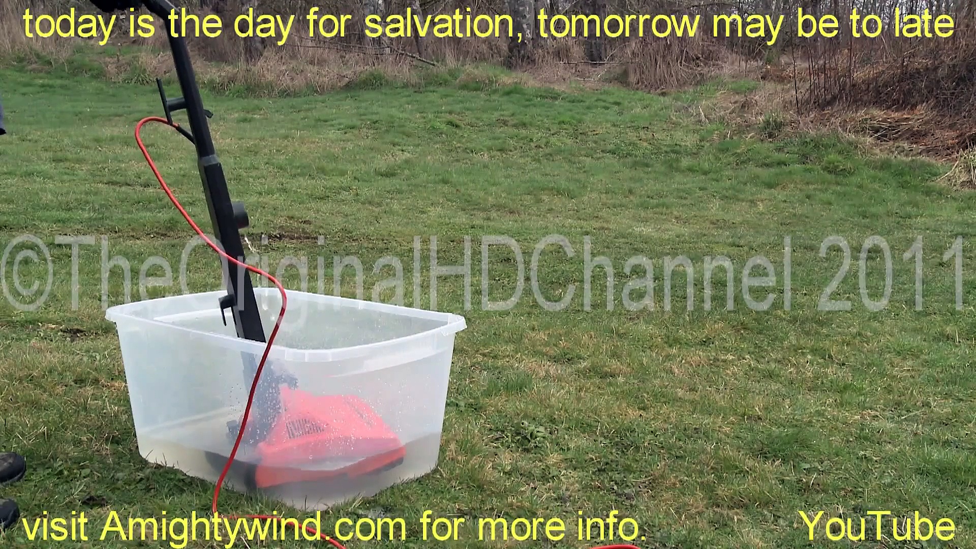 Hoover Commercial vacuum under water test