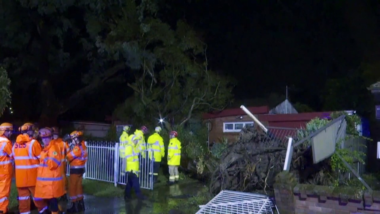 Rainfall records broken last night, with Sydney homes still being evacuated as river levels rise