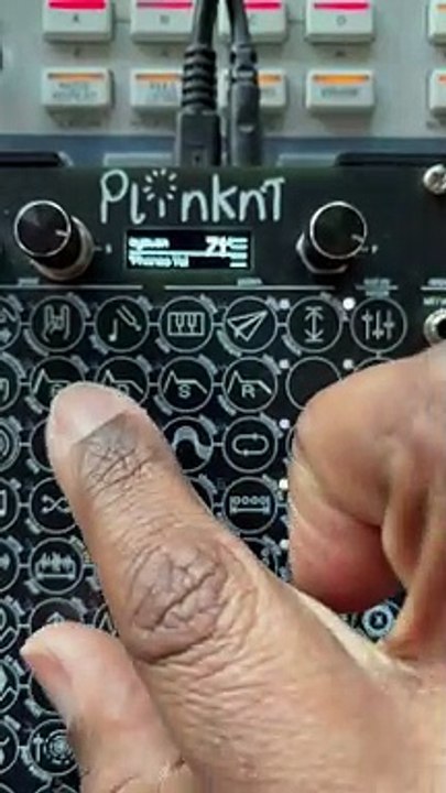 PJO Plinky synth