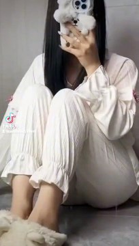 Girls Hot video | Crazy girls shorts | Girls like you | Girls kiss girls lyrics