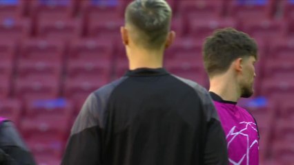 Borussia Dortmund training ahead of Atletico UCL quarter final first leg