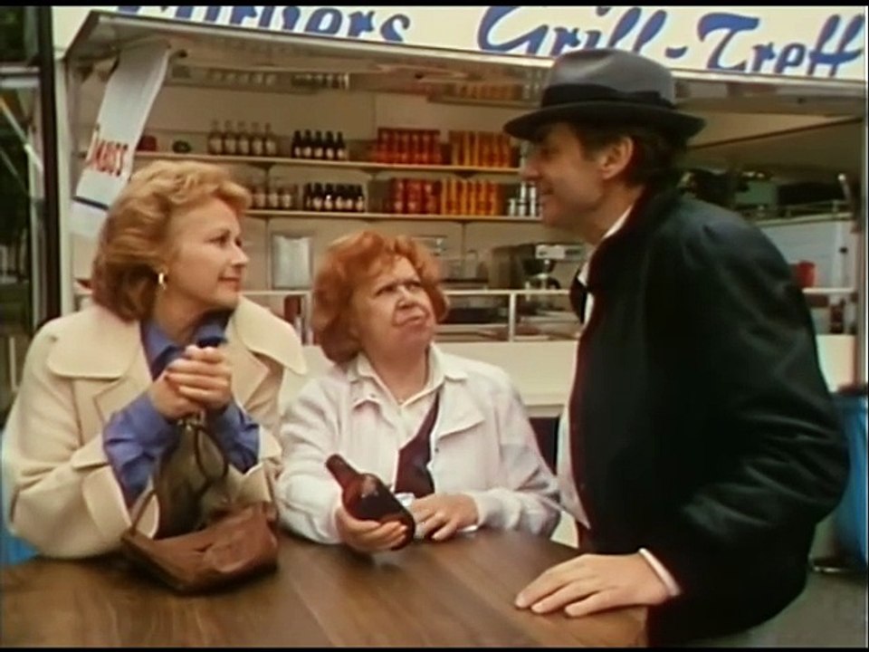 Drei Damen vom Grill - Ganze Serie - Staffel 8/Folge 3  'Schlafstörungen' - 1989