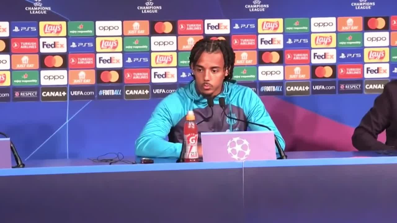 Rueda de prensa de Kounde