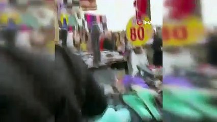 Bakırköy'de hırsızlık yapan iki kadın 'bomba var' diye bağrınca pazarda panik yaşandı