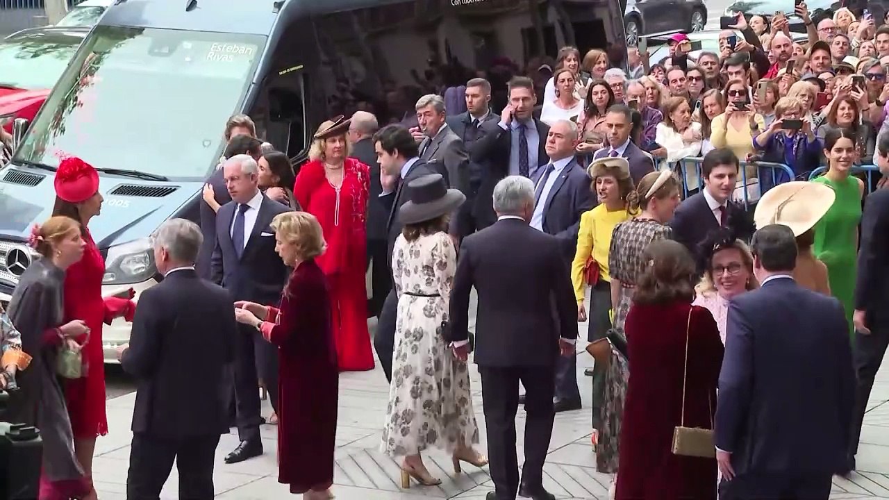 José Luis Martínez-Almeida contrae matrimonio con Teresa Urquijo