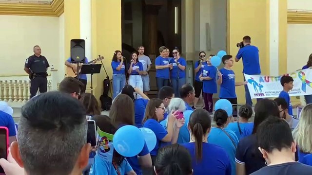 Caminhada de Conscientização sobre o Autismo acontece em Apucarana