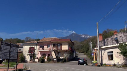 Etna, lo spettacolo degli anelli di fumo