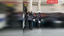 CHP Genel Başkanı Özgür Özel'den İsrail Ticaretini Protesto Eden Gençlere Destek