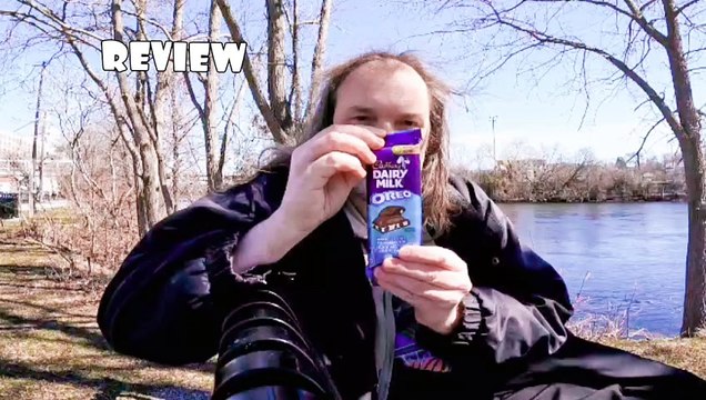 Cadbury Dairy Milk Oreo Chocolate Vanilla Bar Review