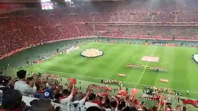 Más gritos de ¡Athletic! que pitos al Rey durante el himno en la final de Copa