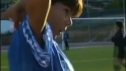 Rafael Nadal, de niño, jugando al fútbol
