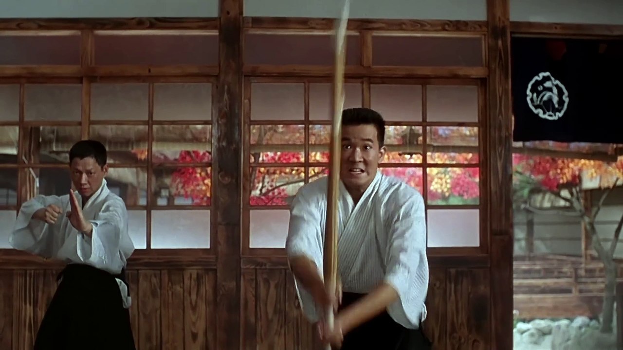 Jet Li's fight in the Japanese dojo  Fist of Legend - video Dailymotion