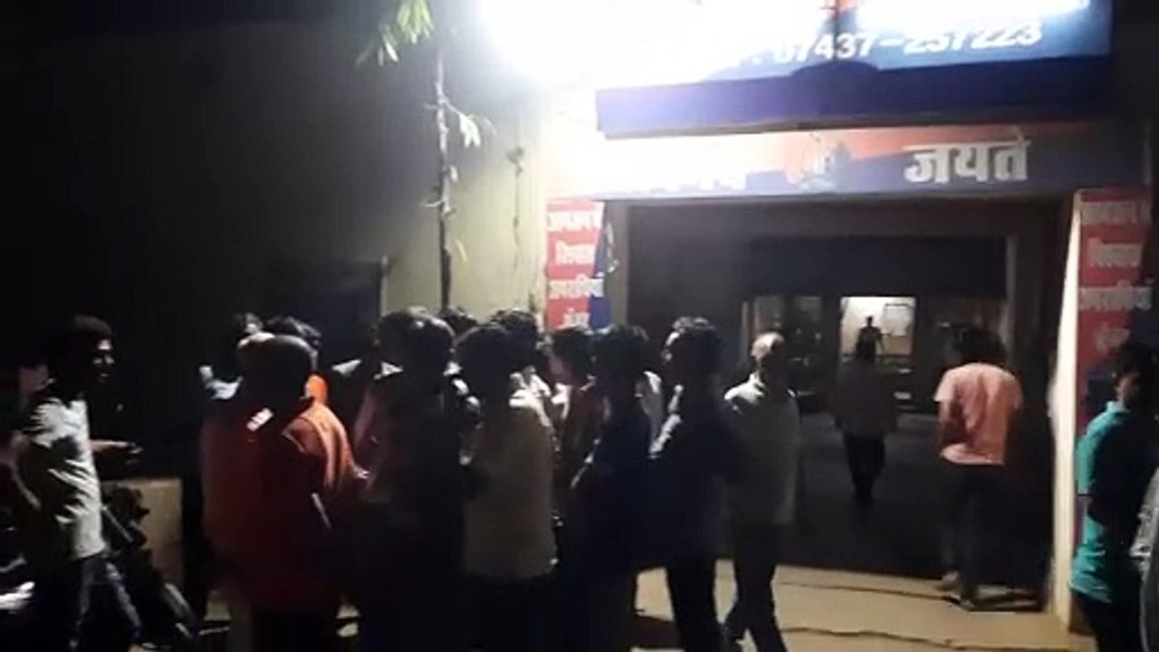 Video : सरियों व चाकू से हमला कर दो किशोर चचेरे...
