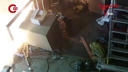 Beşiktaş'ta yanan gece kulübünün bulunduğu apartmanda güvenlik önlemleri sürüyor