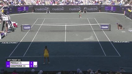 Charleston - Kasatkina s'offre Pegula et rejoint la finale