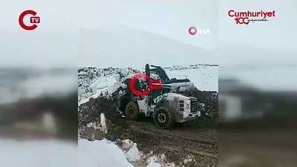 11 köy ve mezranın ulaşımını sağlıyor... Heyelan nedeniyle ulaşıma kapandı!