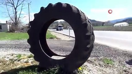 Bayram tatili için yolda olanlar aman yavaş! Hem canınızı hem de cebinizı düşünün! Hız yapan sürücülere geçit verilmiyor!