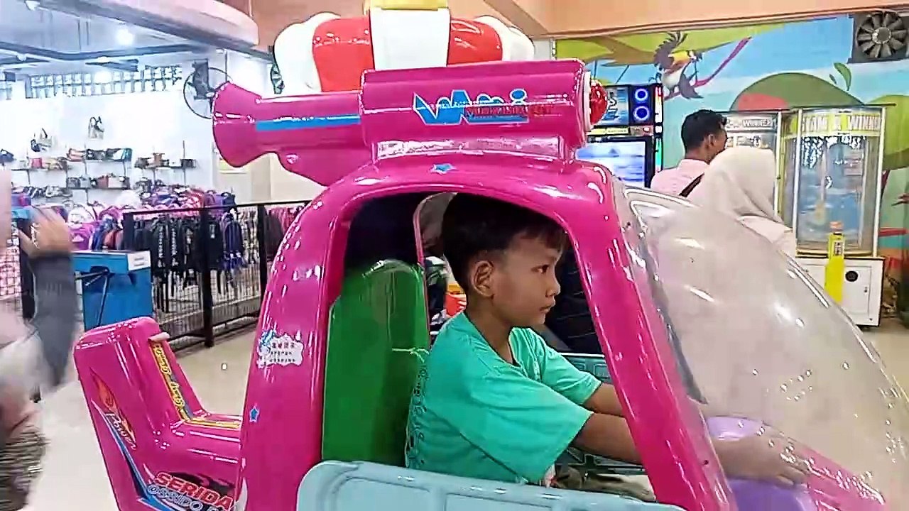 Naik Halikopter,