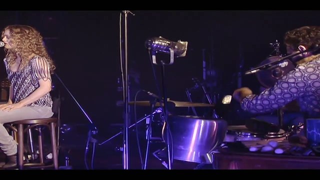 VANESSA PARADIS — QUE FAIT LA VIE | VANESSA PARADIS : UNE NUIT À VERSAILLES | (2010)