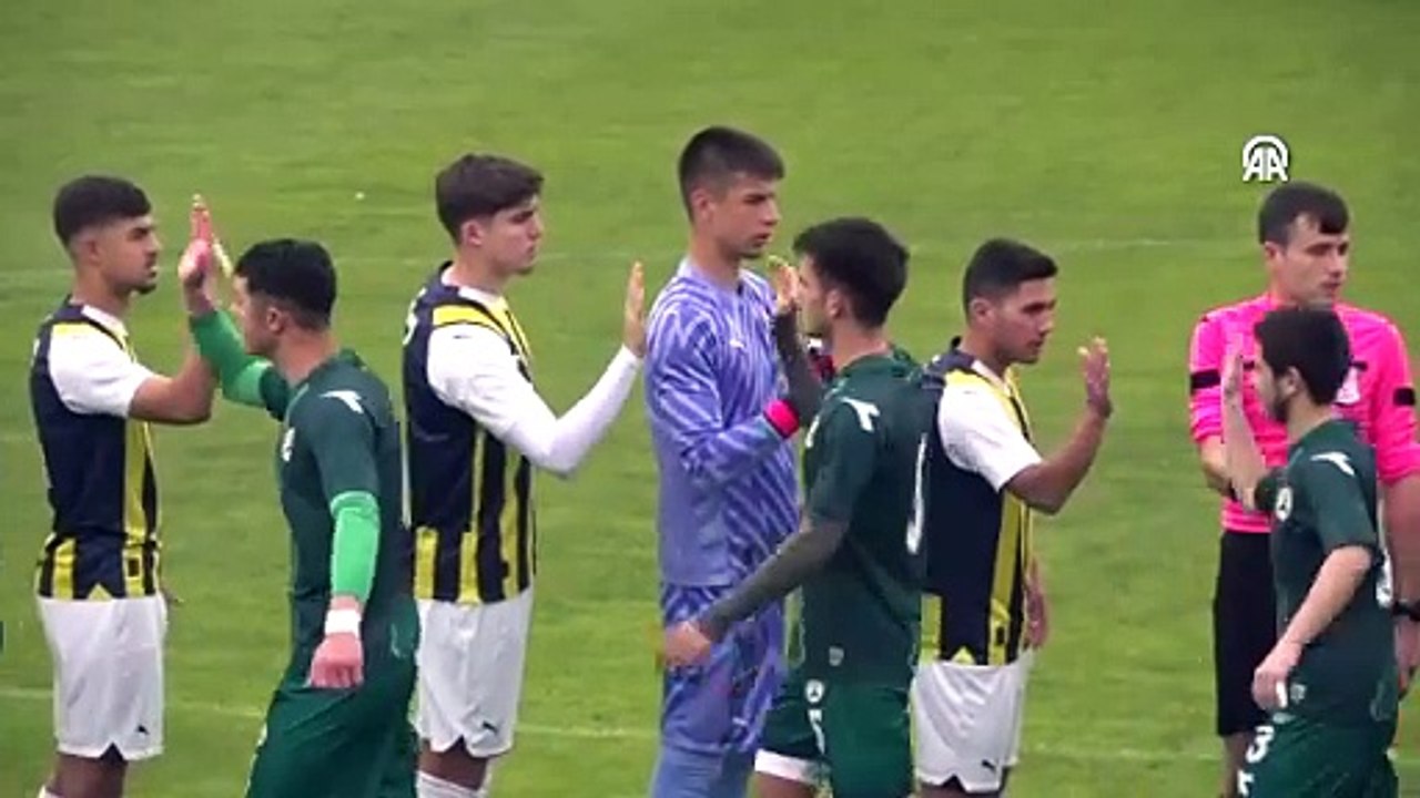 Fenerbahçe 19 Yaş Altı Futbol Takımı, Giresunspor'u 4-1 mağlup etti