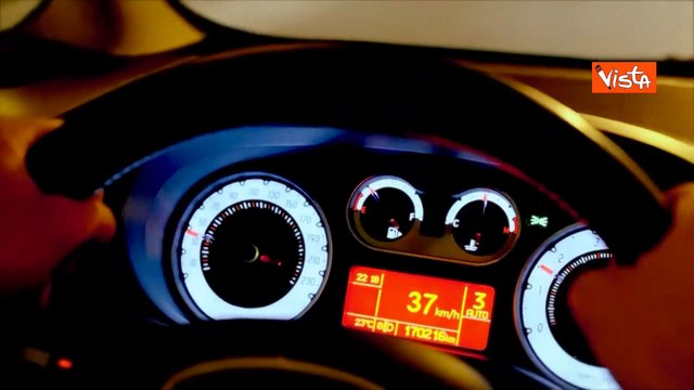 Guida e basta lo spot sulla sicurezza stradale di Anas