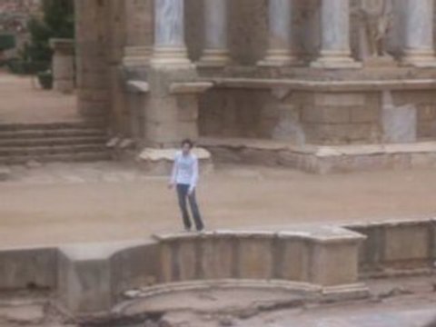 moi qui fais edith piaff