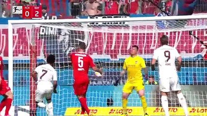 Bayern blow two-goal lead despite Kane scoring again