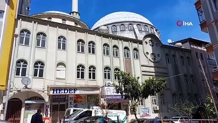 Camide tacizci alarmı: Başörtüsüyle girip kadınları taciz etti
