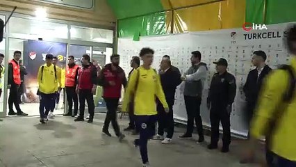 Fenerbahçe kafilesi staddan ayrıldı!