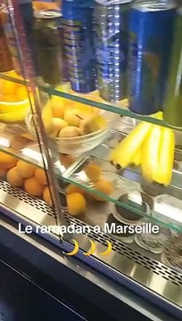 le mois de Ramadan à Marseille en France عند وصول المهاجرين إلى الجزائر ميناء الجزائر مرسيليا لا جولييت وهران سكيكدة عنابة بجاية قارب الجزائر العبارات كورسيكا لينيا نقل الأمتعة فان الجمارك الشرطة الدرك port
