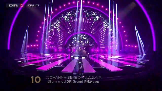 Masser af glimmer og glitter: Svenske Johanna Beijbom slutter af med et brag | Dansk Melodi Grand Prix 2017 | DR1