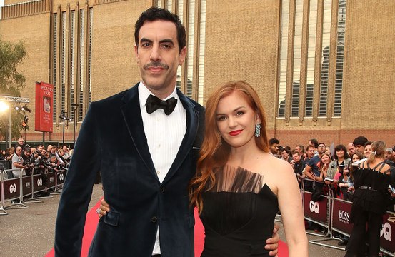 Sacha Baron Cohen e Isla Fisher, 'en desacuerdo' sobre las obligaciones parentales y laborales antes de divorciarse
