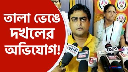 তীব্র কোন্দল, তালা ভেঙে ঘর দখলের অভিযোগ, ঠাকুরনগরে ঠাকুরবাড়িতে হুলুস্থুল