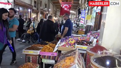 500 yıllık tarihi çarşıda Ramazan Bayramı yoğunluğu