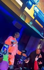 Retour aux sources #OldScjool : le vieux balai connaît les coins. #stilldre par #drdre et #snoopdogg   #bonlundi