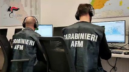Banconote false per finanziare la camorra: il video del blitz