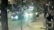 Avcılar'da yolunu kestikleri taksideki husumetliye otomobil camından silahlı saldırı